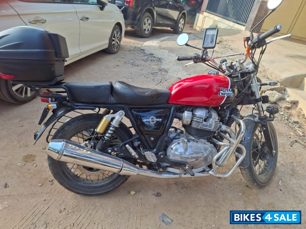Red Royal Enfield Interceptor 650 Twin