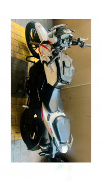 White TVS Apache RTR 200 4V ABS Race Edition 2.0