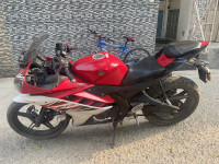 Red Yamaha YZF R15
