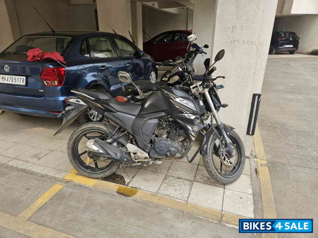 Yamaha FZ-S
