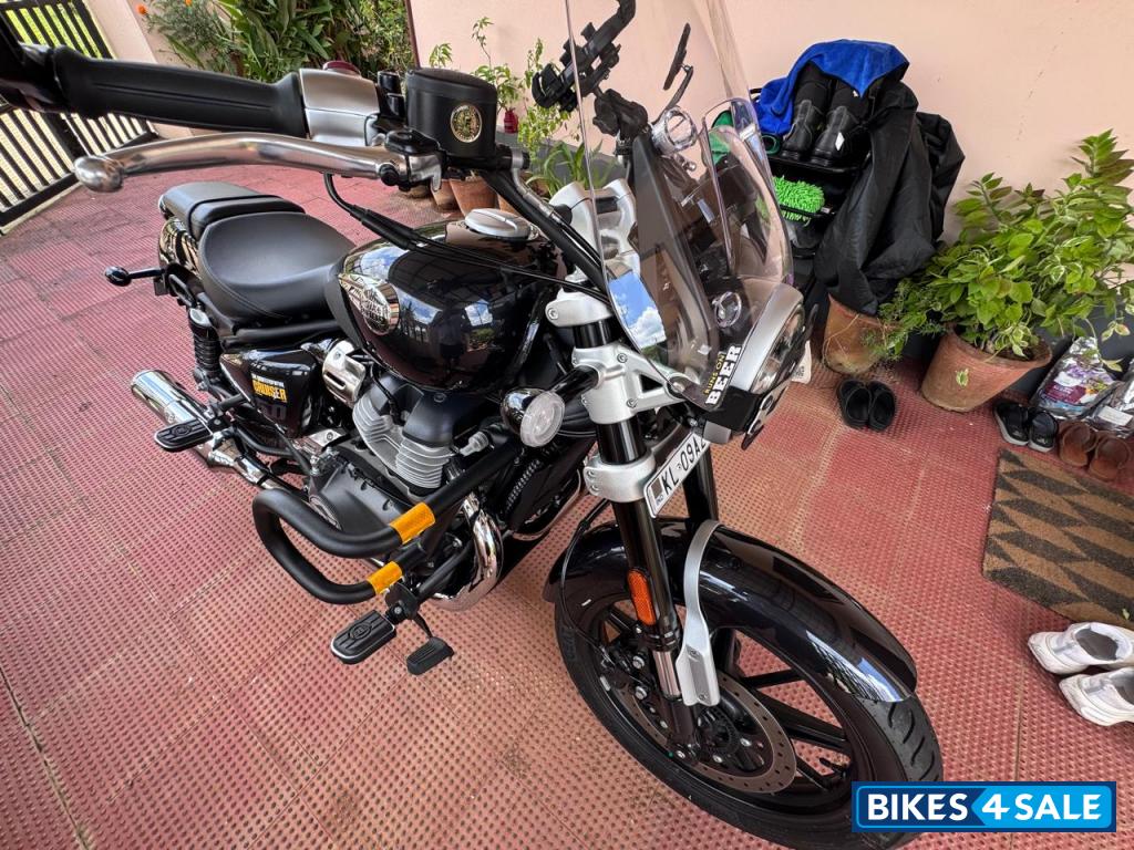 Royal Enfield Super Meteor 650 Royal Enfield Super Meteor 650