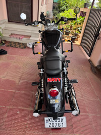 Royal Enfield Super Meteor 650