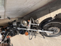 Bajaj Avenger 220 DTS-i