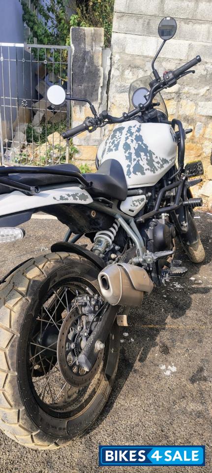 Royal Enfield Himalayan 452