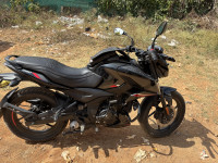 Black Bajaj Pulsar N150