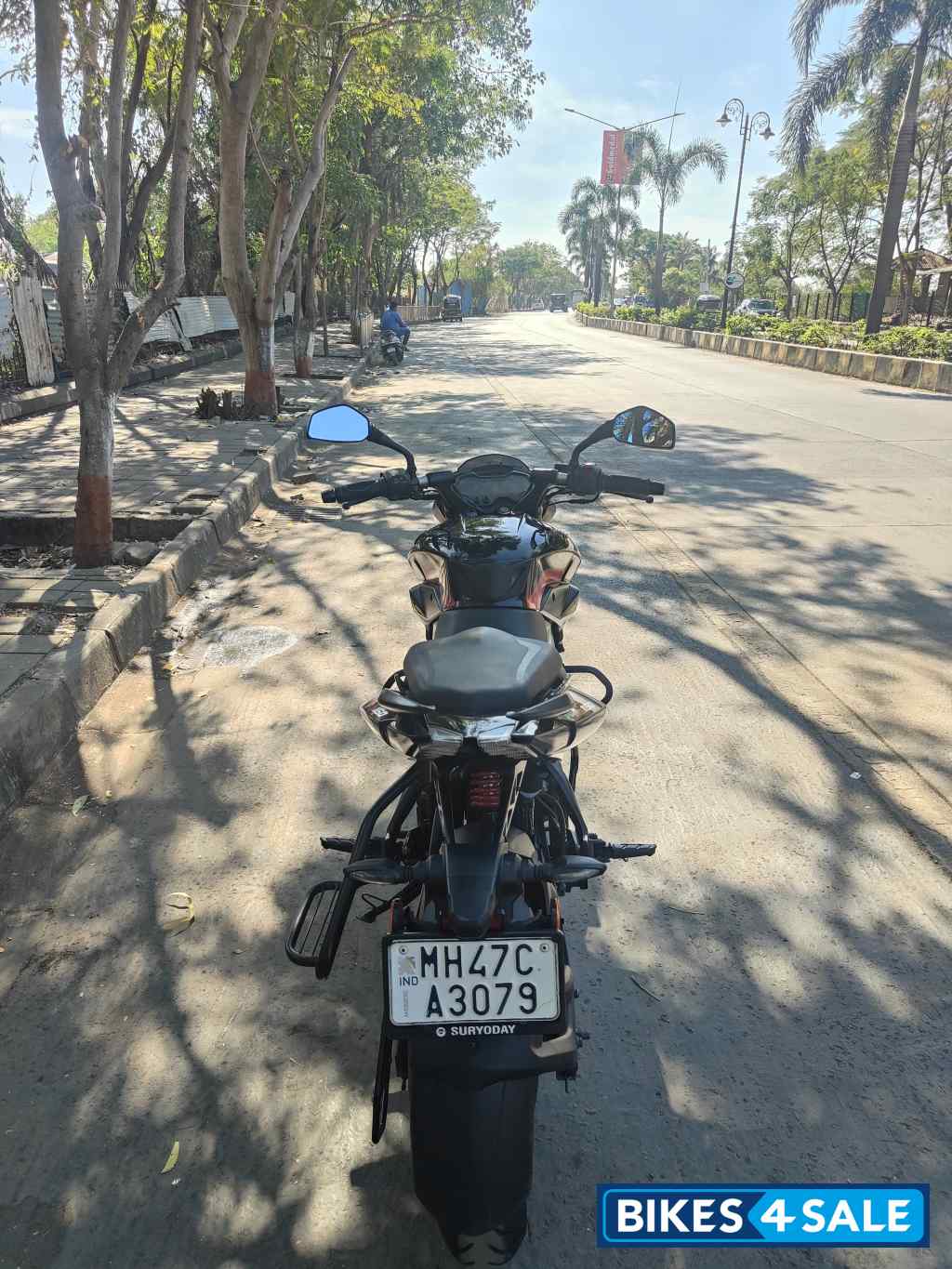 Black Bajaj Pulsar NS 160 BS6