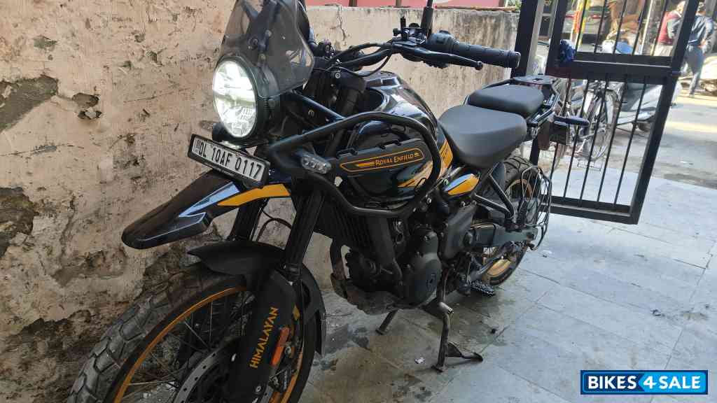 Black Hanle Royal Enfield Himalayan 450