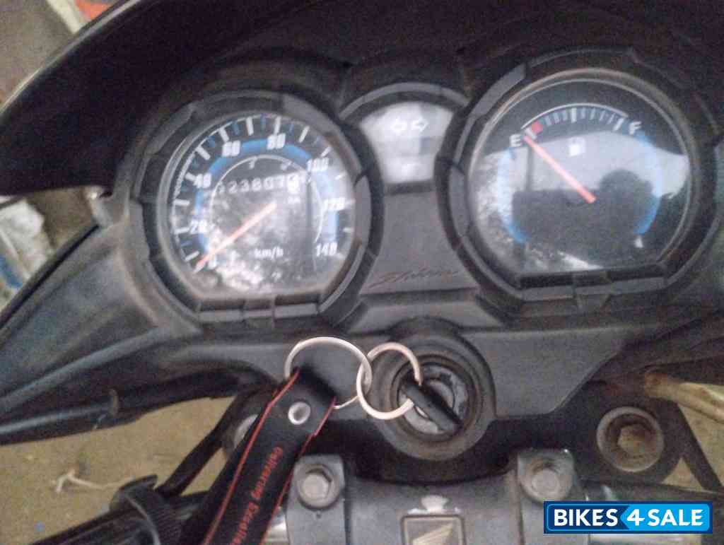 Grey Honda Shine 125 Disc