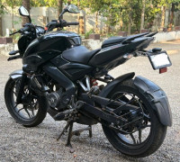 Black Bajaj Pulsar NS200