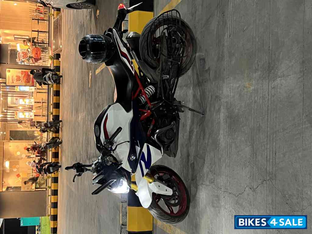 BMW G 310 R