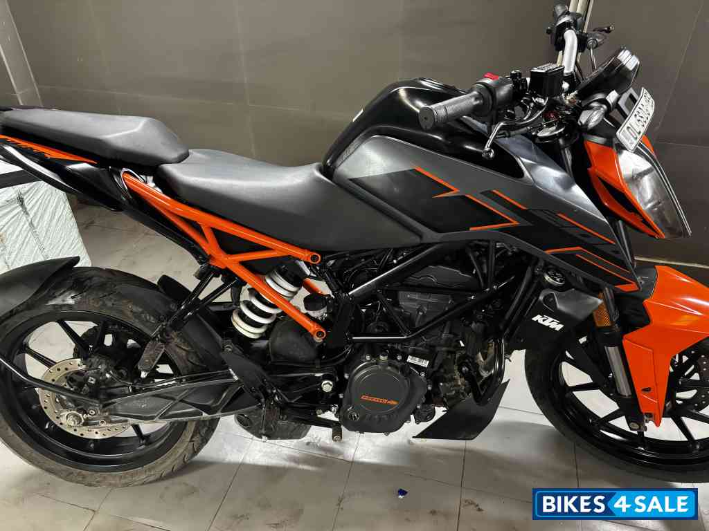 KTM Duke 200 ABS