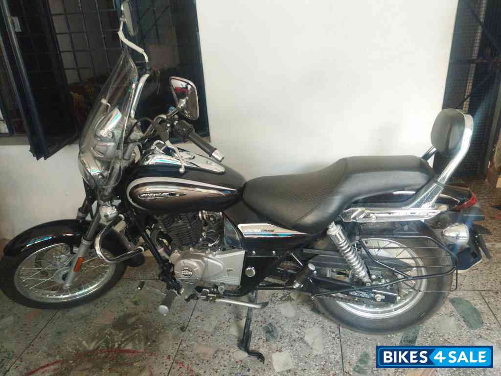 Bajaj Avenger Cruise 220