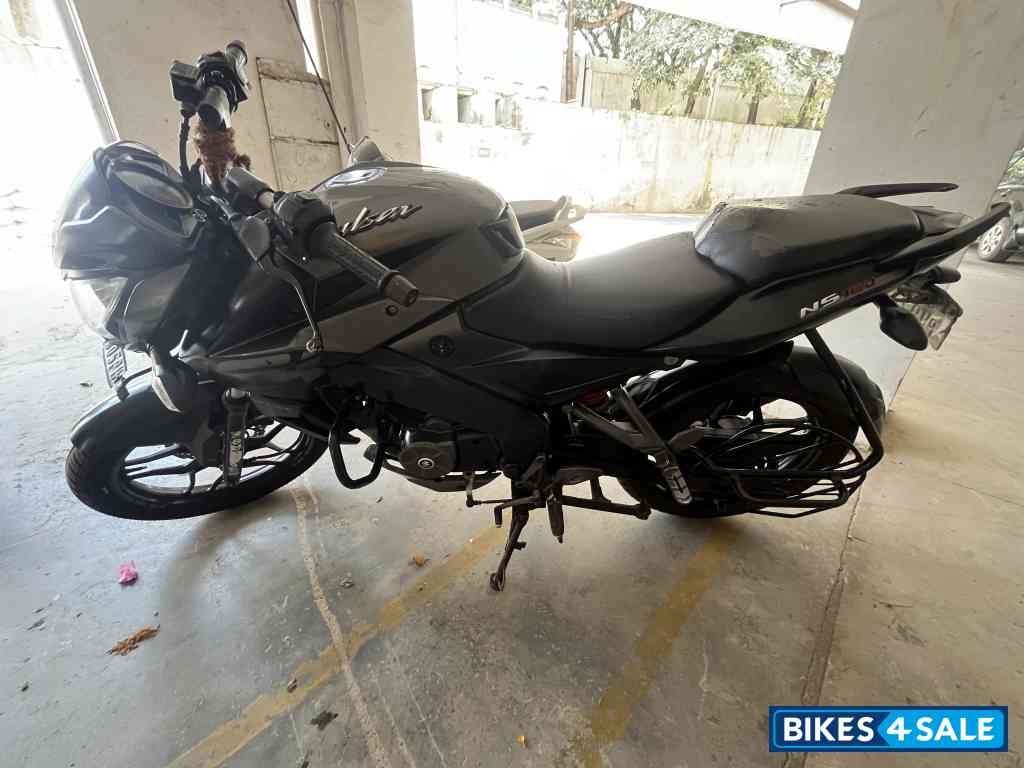 Bajaj Pulsar NS 160