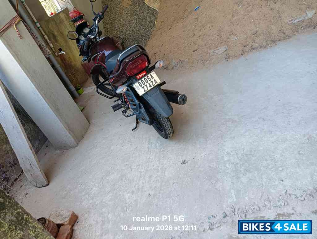 Rebel Red Metallic Honda Shine 125 Disc