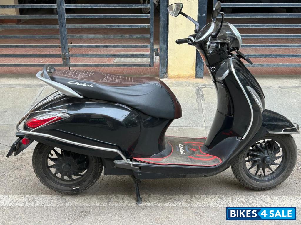 Brooklyn Black Bajaj Chetak Premium