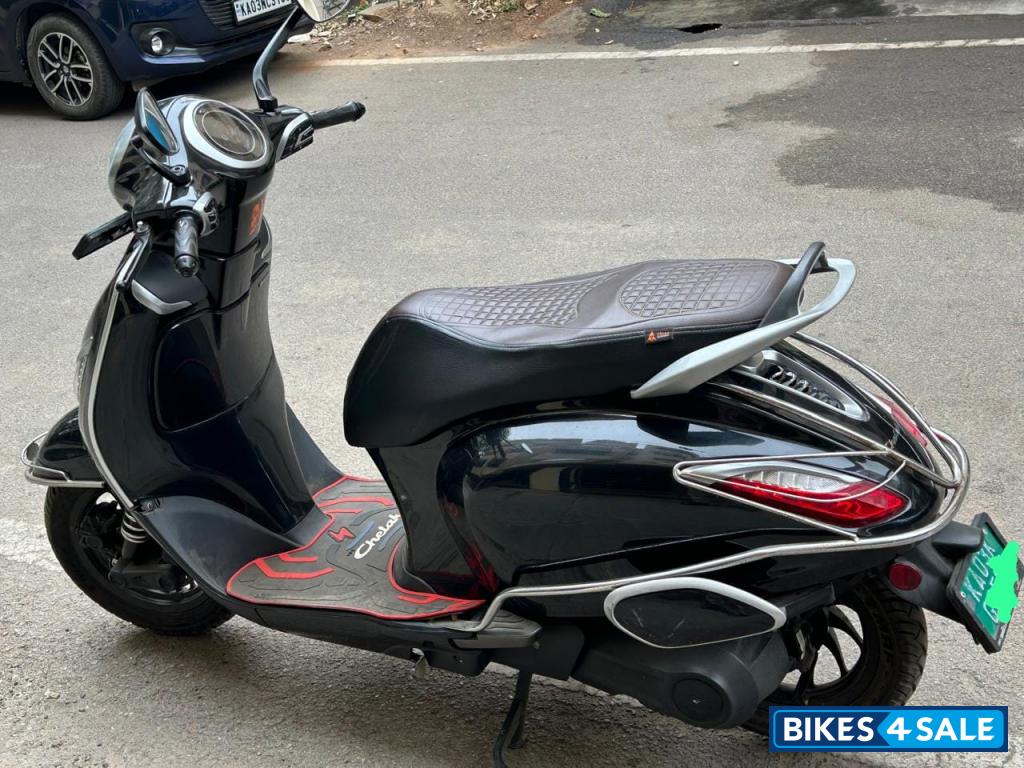 Brooklyn Black Bajaj Chetak Premium