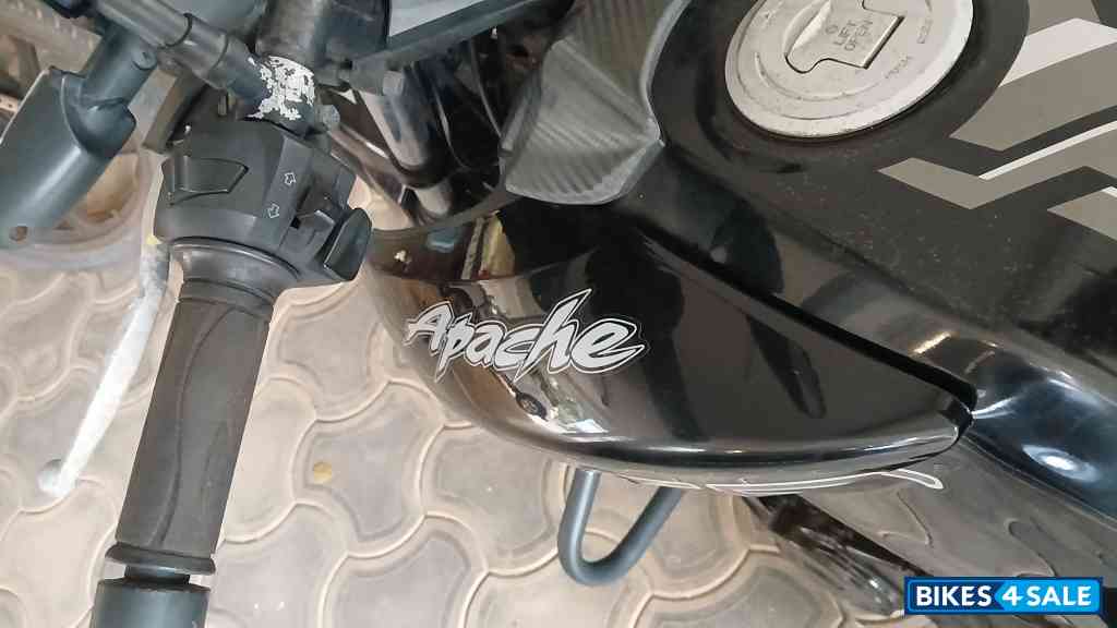Black TVS Apache RTR 180