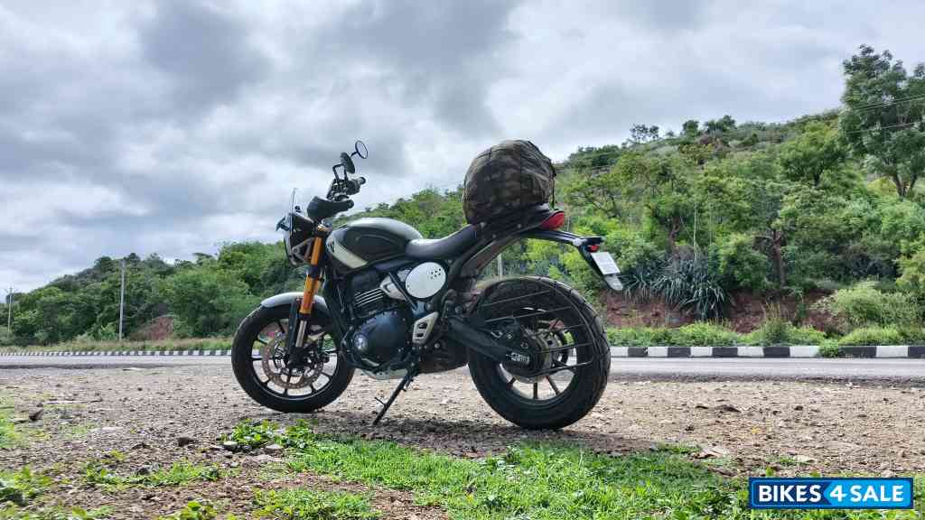 Matte Green Triumph Scrambler 400 X