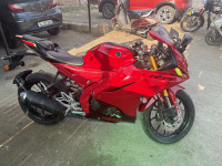 Yamaha R15 V4