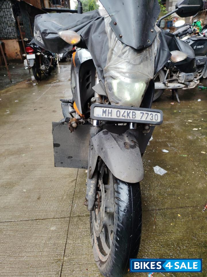 Orange Honda CB Hornet 160R ABS