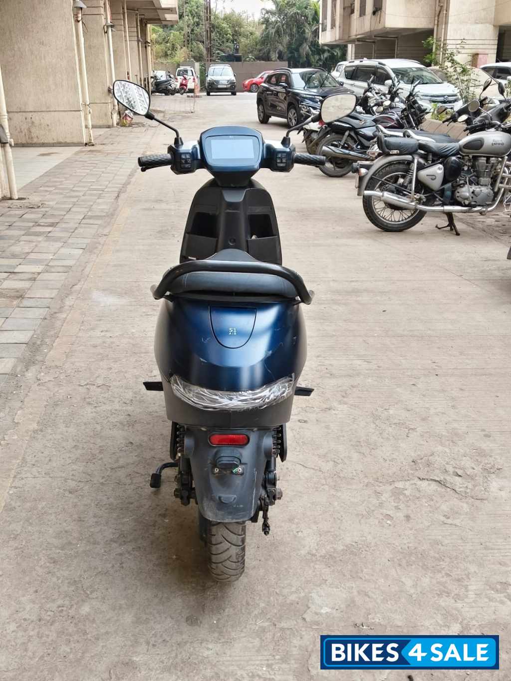 Midnight Blue Ola S1 Air 3kWh