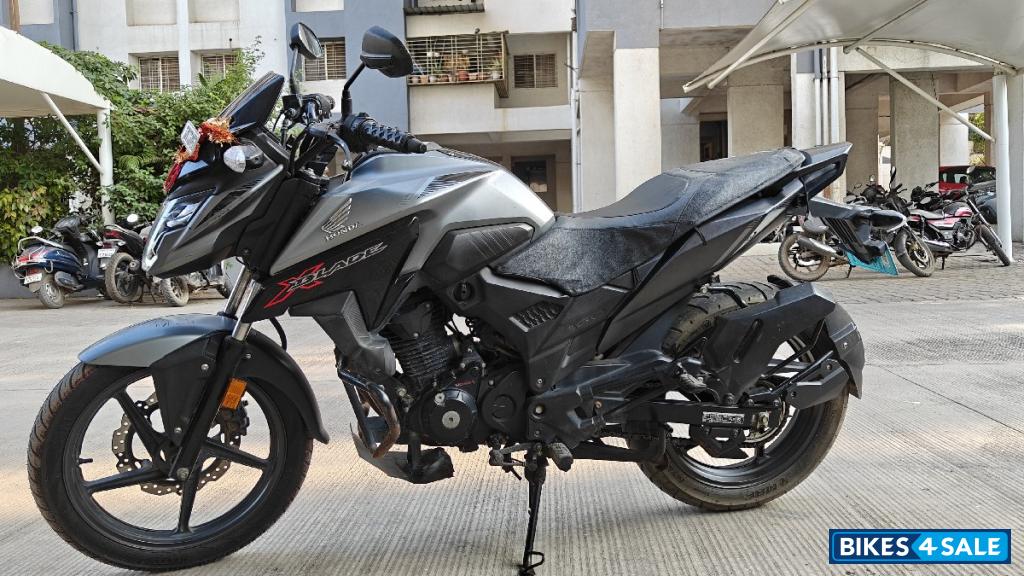 Honda XBlade
