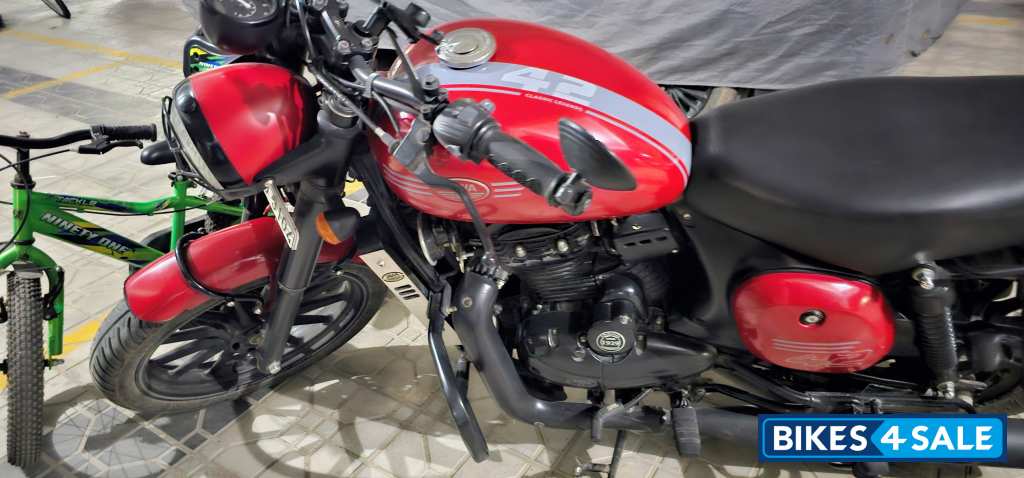 Jawa 42 Dual Channel ABS Orion Red