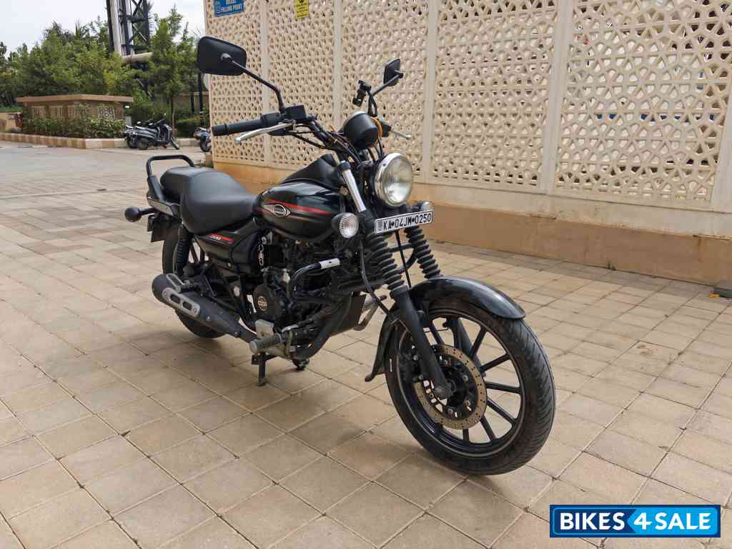 Bajaj Avenger Street 220
