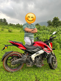Red Bajaj Pulsar NS400Z