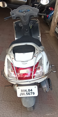 White Honda Activa 5G