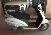 White Honda Activa 5G