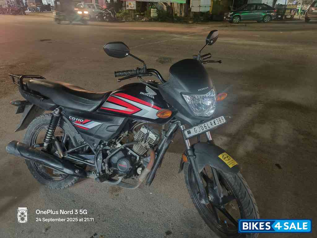 Red Honda CD 110 Dream