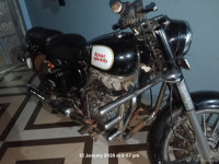 Black Royal Enfield Classic 350