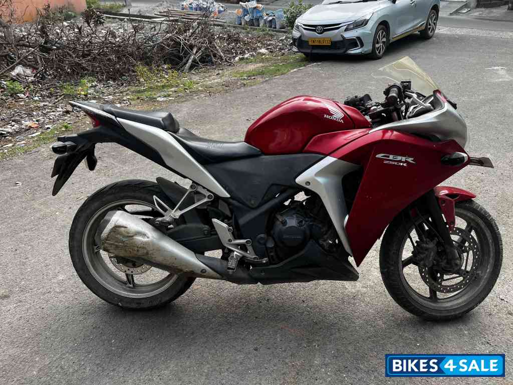 Honda CBR 250R ABS