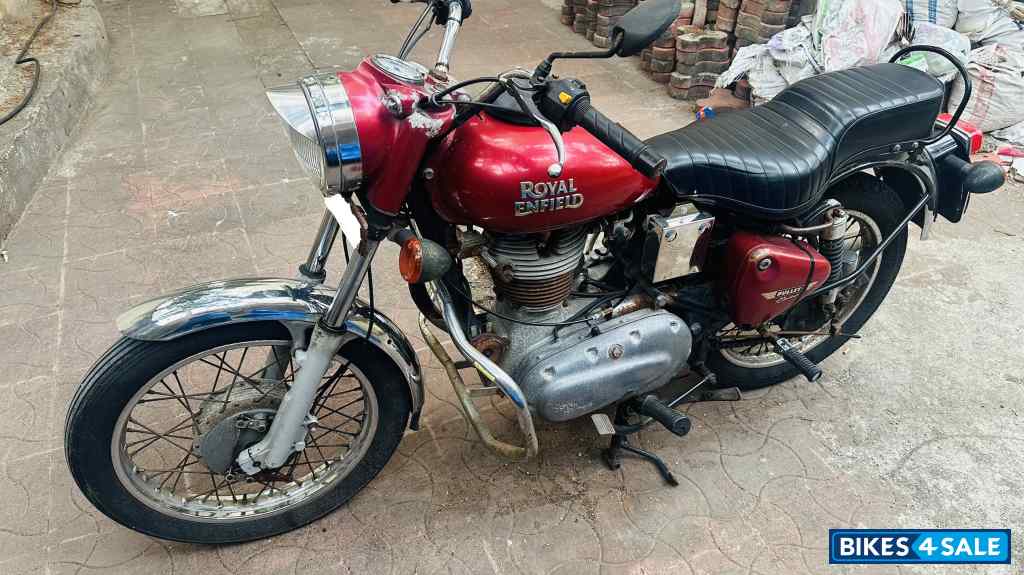 Red Royal Enfield Bullet Electra