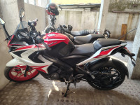 Bajaj Pulsar RS 200 BS6