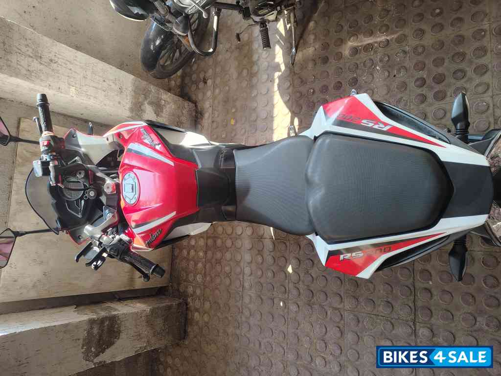 Bajaj Pulsar RS 200 BS6