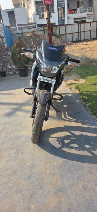 Black TVS Apache RTR 160