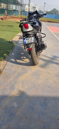 Black TVS Apache RTR 160