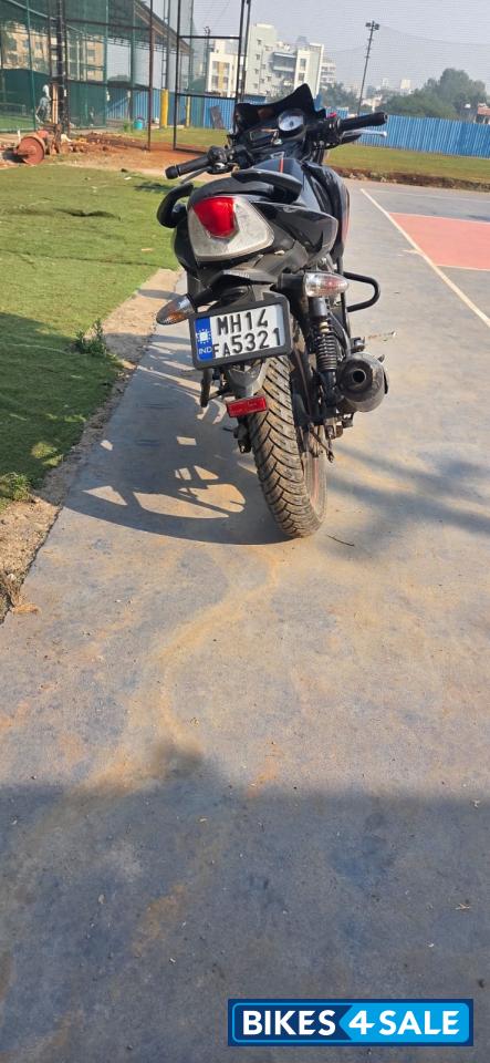 Black TVS Apache RTR 160