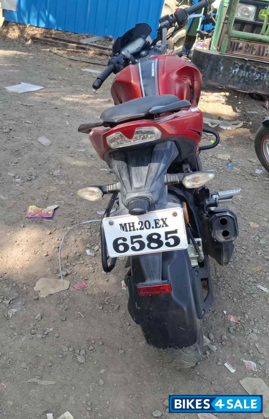 TVS Apache RTR 200 4V Race Edition 2.0