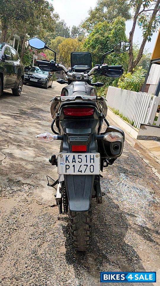 Gray Hero XPulse 200 BS6