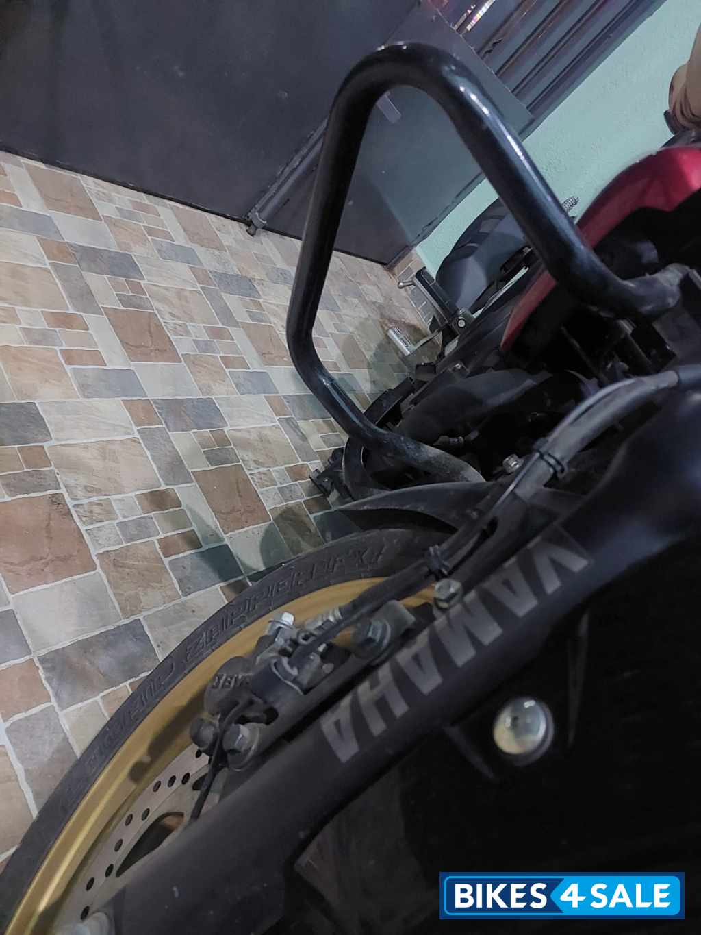 Yamaha FZS-FI Deluxe