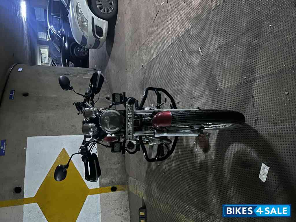 Berry Red Royal Enfield Thunderbird TwinSpark 350