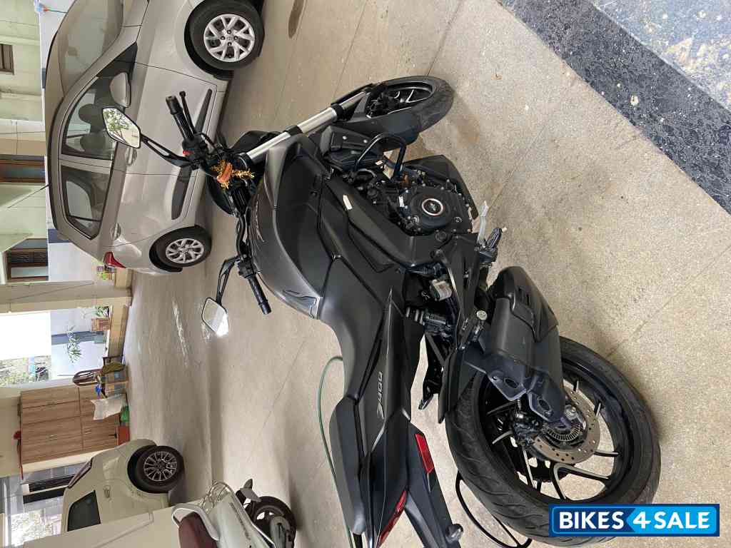 Bajaj Dominar 400