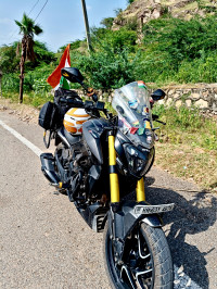 Black Bajaj Dominar 400 Disc