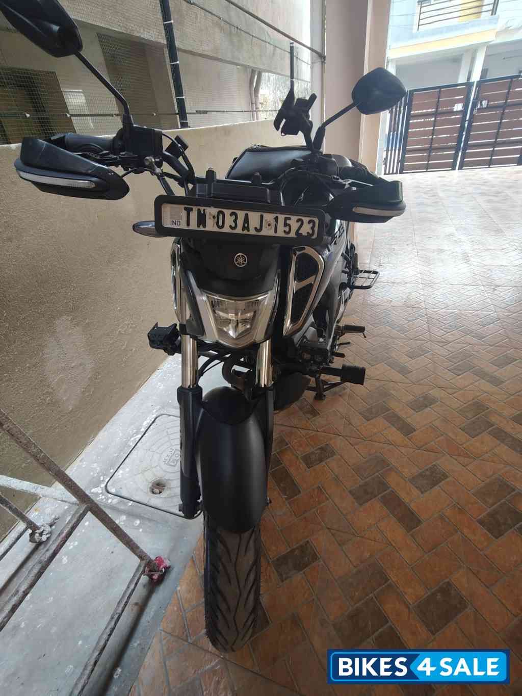 Yamaha FZ-S FI Ver 4.0 DLX