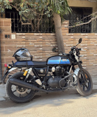 Slipstream Blue Royal Enfield Continental GT 650