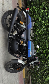 Slipstream Blue Royal Enfield Continental GT 650