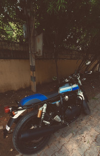 Slipstream Blue Royal Enfield Continental GT 650
